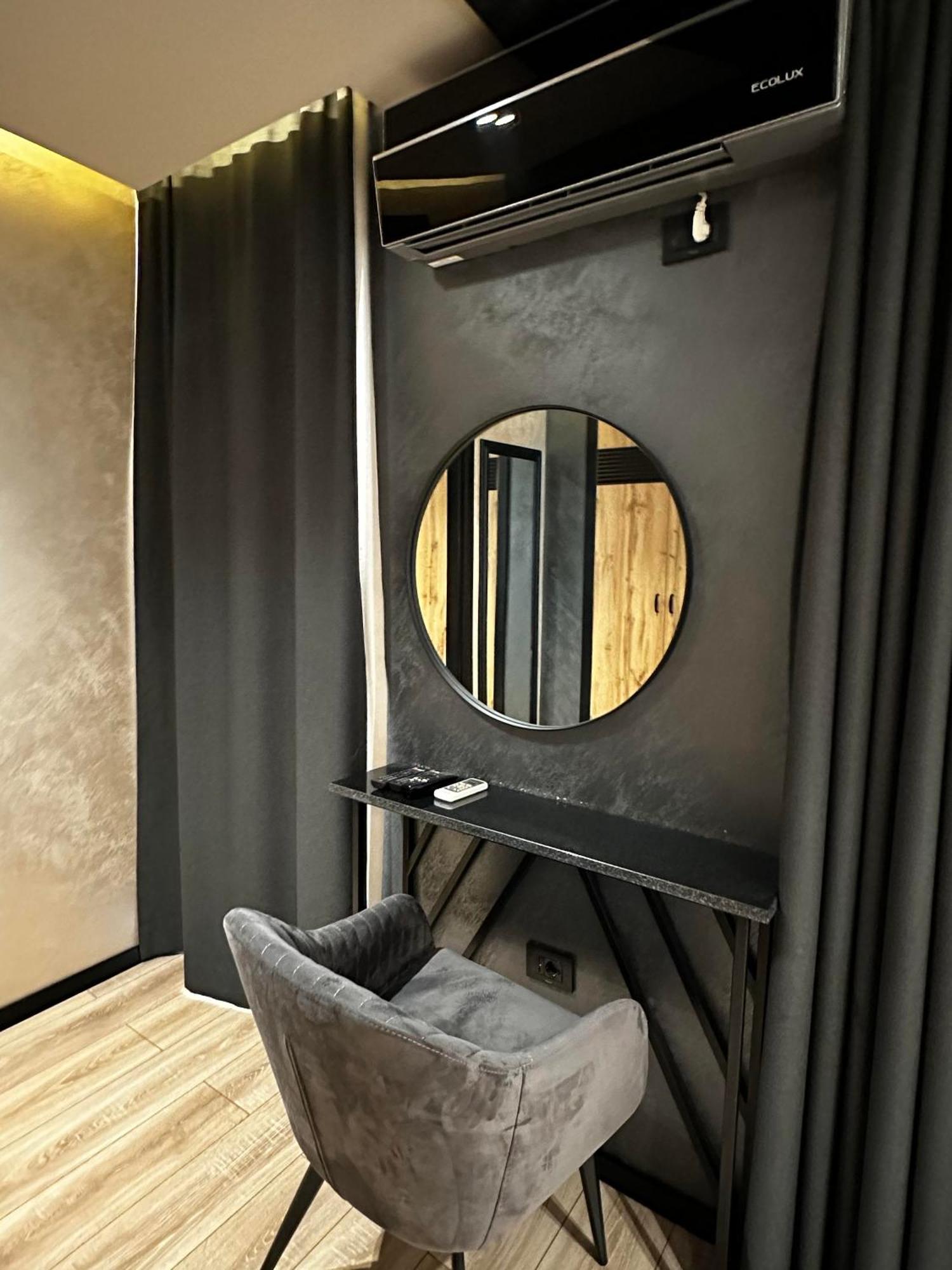 Zet Apartments - Bedroom & Bathroom Приштина Экстерьер фото